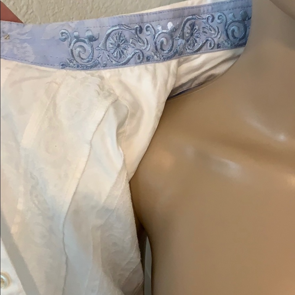 Like New- Robert Graham Button Down- - image 4